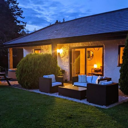 Laurel - Pet-Friendly Cottage With Indoor Pool, Hot Tub & Panoramic Snowdonia Views Colwyn Bay Dış mekan fotoğraf