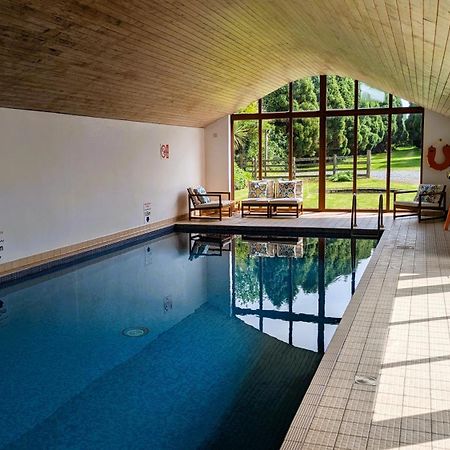 Laurel - Pet-Friendly Cottage With Indoor Pool, Hot Tub & Panoramic Snowdonia Views Colwyn Bay Dış mekan fotoğraf