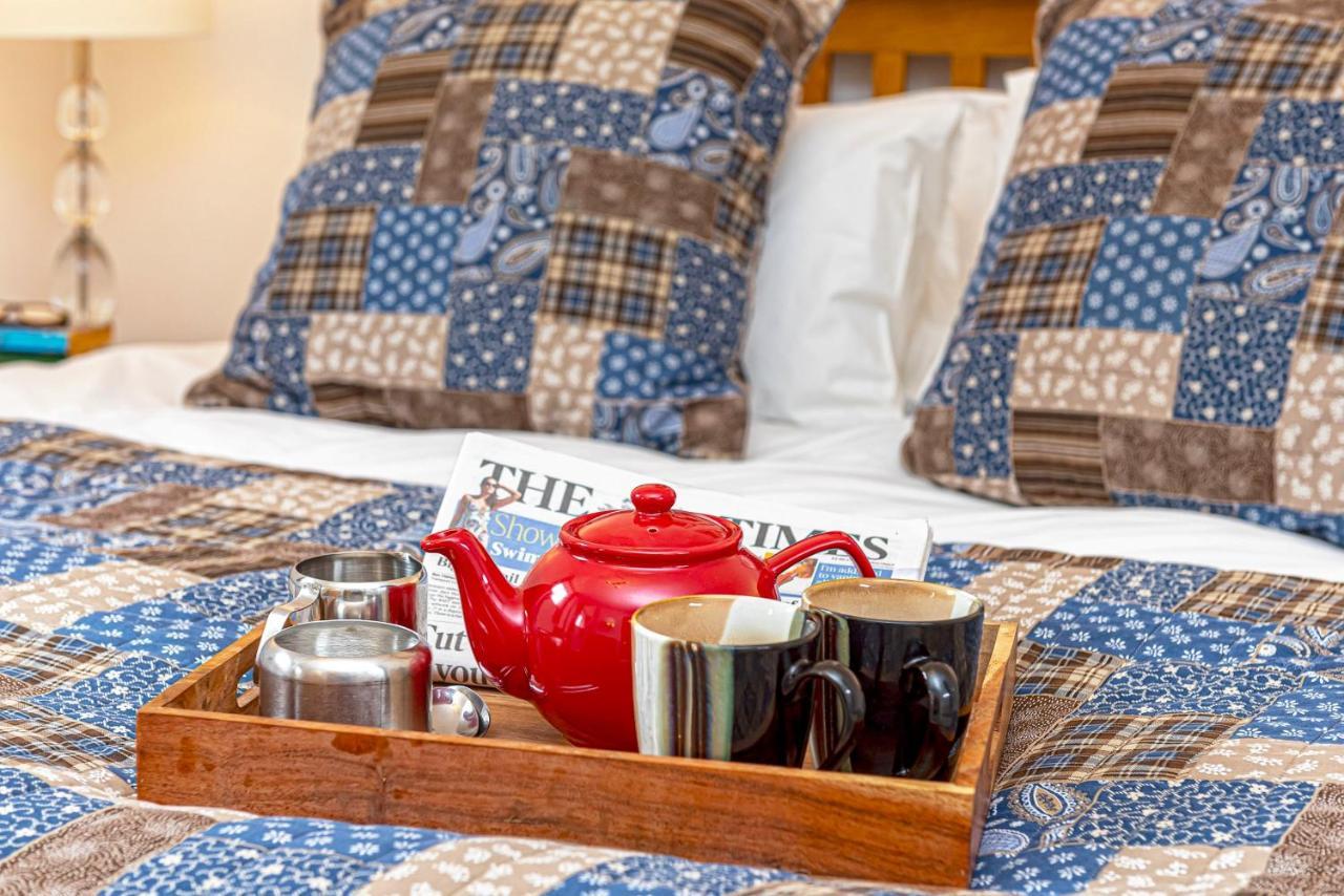 Laurel - Pet-Friendly Cottage With Indoor Pool, Hot Tub & Panoramic Snowdonia Views Colwyn Bay Dış mekan fotoğraf